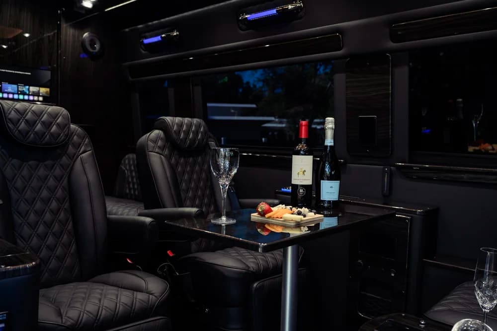 MIOR Sprinter interior detail 16