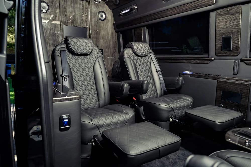 MIOR Sprinter interior detail 4