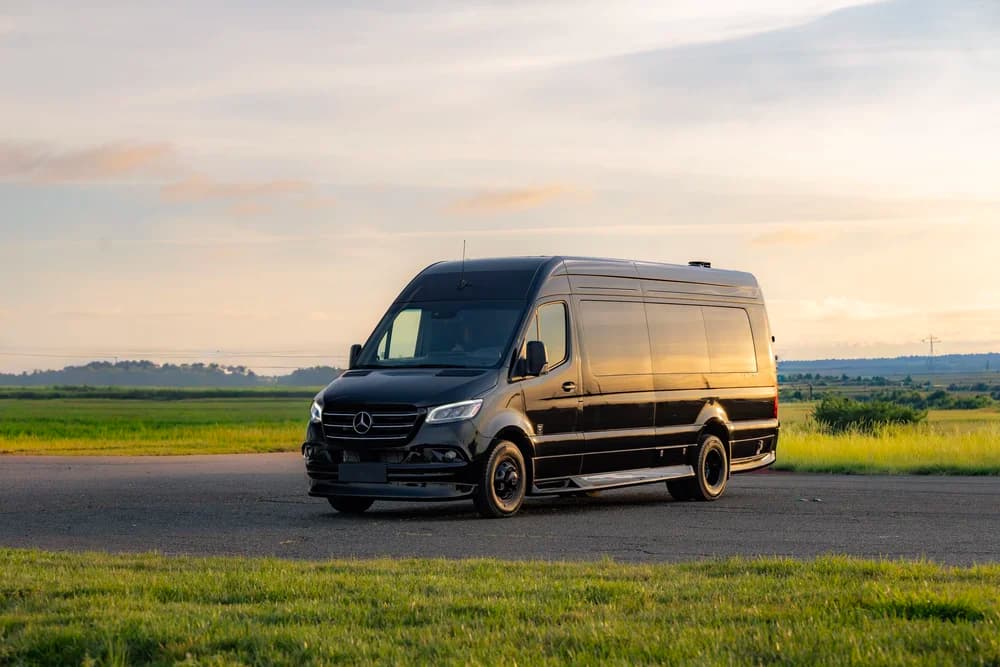 MIOR Sprinter interior detail 56