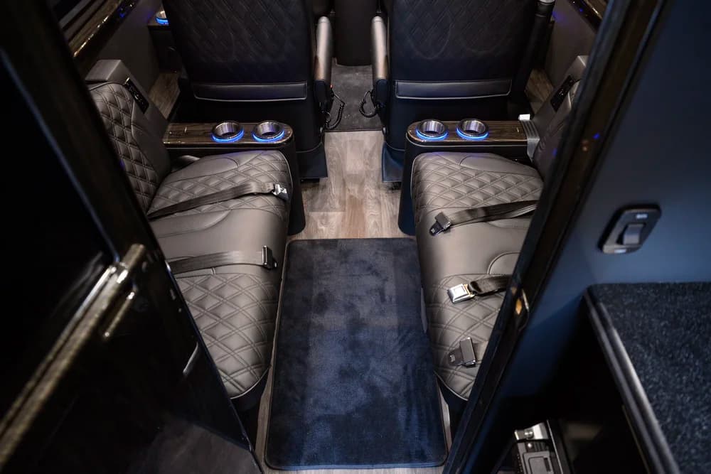 MIOR Sprinter interior detail 78
